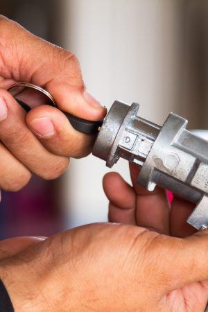 Professional,Locksmiths,Are,Making,New,Keys,For,Customers. Professional,Locksmiths,Are,Making,New,Keys,For,Customers.